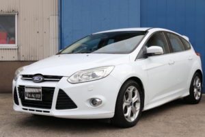 フォード　フォーカス　13y